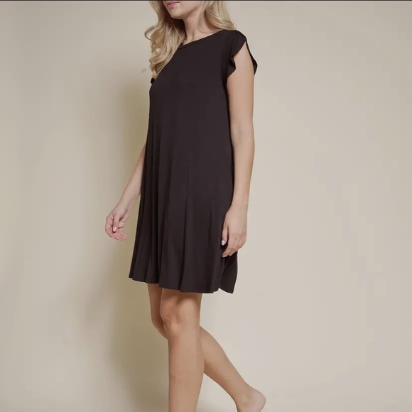 Tulip Sleeve Camel Color Dress w/ Pockets - Picture 3 of 3